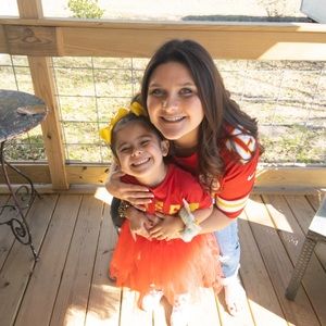 Meet your Posher, Hope